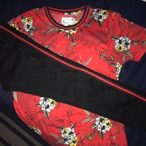 Top and bottom skinny jean and T-shirt set